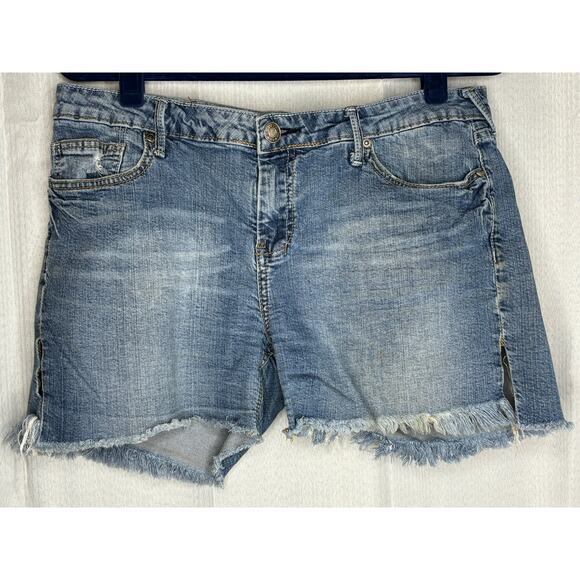 Vigoss Cut Off Shorts Women's Size 13 USA Heart Faded Slits on Side 34" Waist - Picture 2 of 11